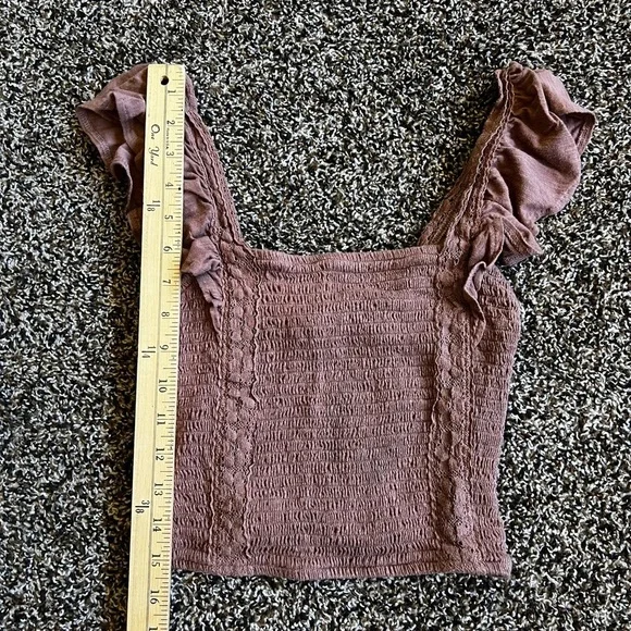 Women's Ruffled Sleeve Smocked Top - Tan - Picture 4 of 6